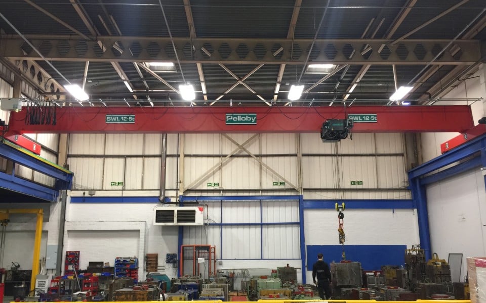 Verlinde wire rope hoist helps UK mould shop boost lifting capacity